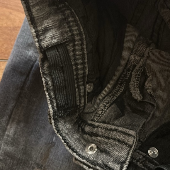 Black distressed jeans - Picture 4 of 5